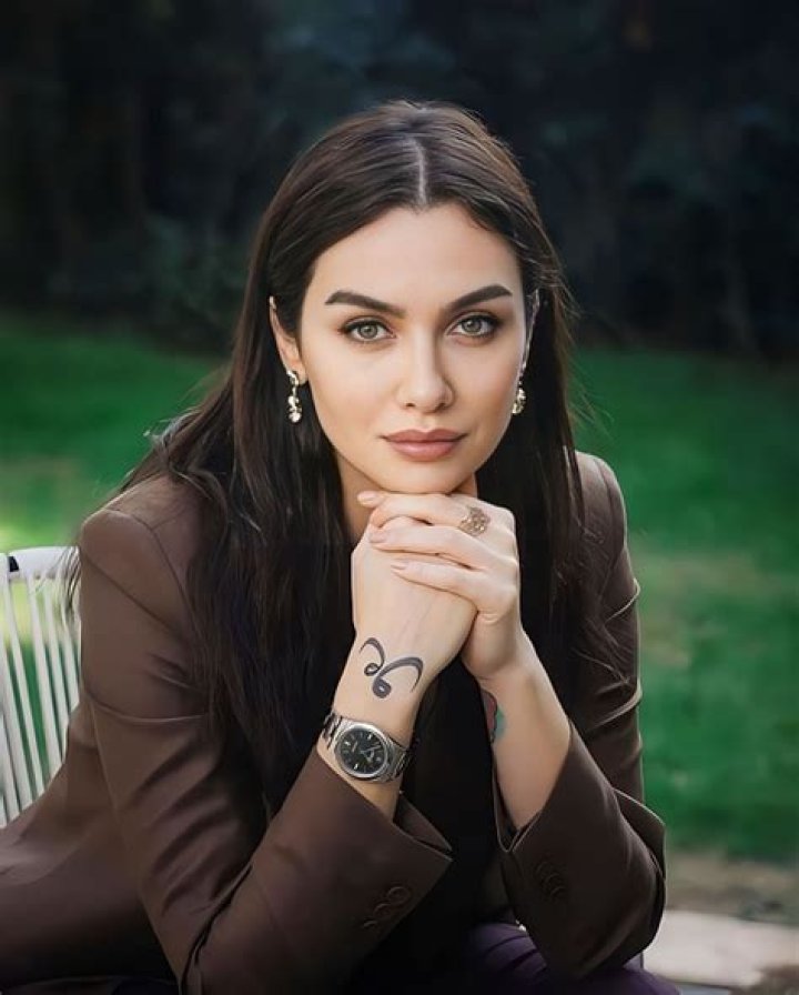 Birce Akalay Biography, Age, Height, Husband, Net Worth, Family