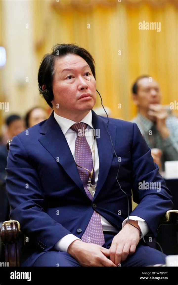 Chey Tae-won Biography, Age, Height, Wife, Net Worth, Family