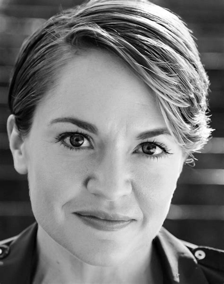 Jane Pfitsch Biography, Age, Height, Husband, Net Worth, Family