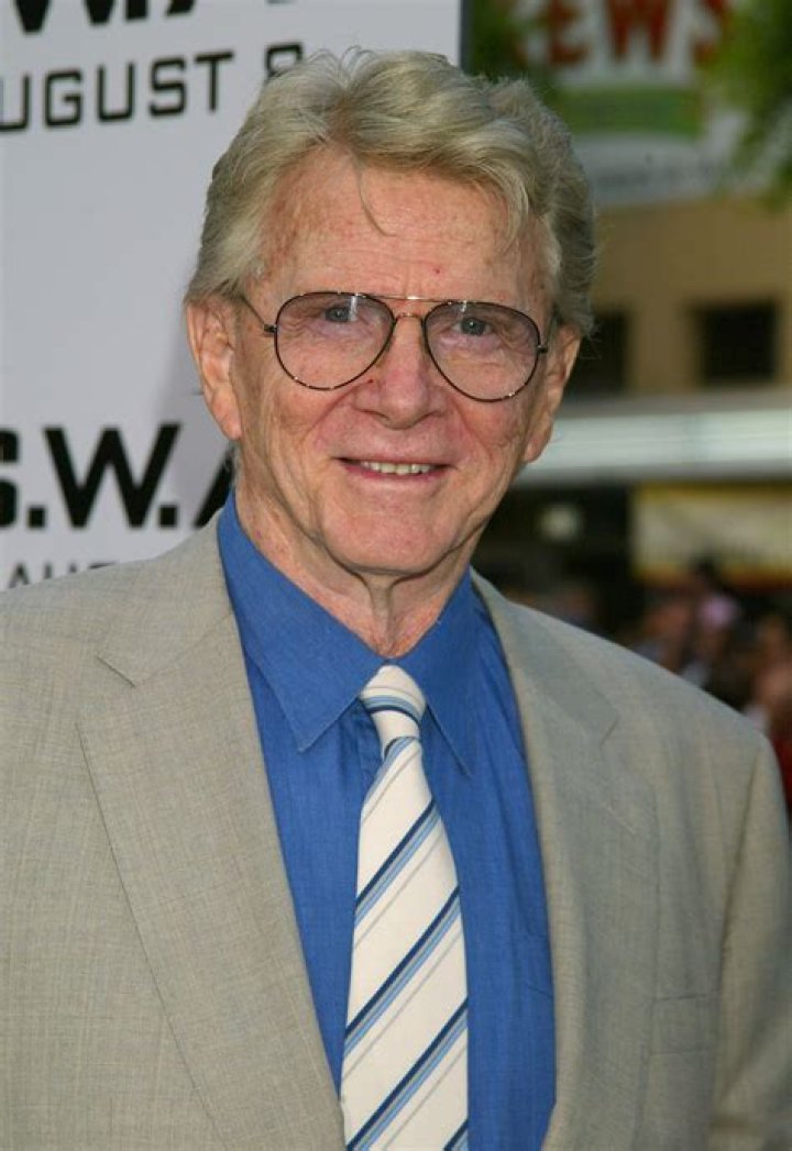 Mark Shera biografía, edad, altura, esposo, net worth, familia