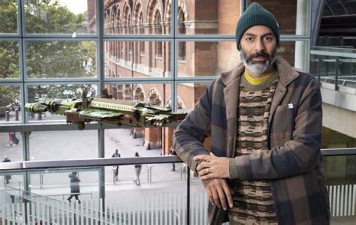 Shezad Dawood Biography, Age, Height, Wife, Net Worth, Family